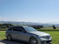 Silber Gebraucht 2012 Mercedes 190 AMG Limousine | 6.600 €