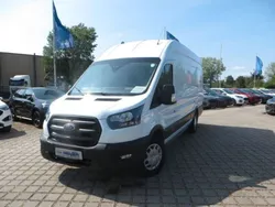 Frostweiß Gebraucht 2022 Ford Transit Trend Van | 25.990 € (Fairer Preis)