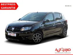 Schwarz Gebraucht 2016 Dacia Sandero Ambiance Kleinwagen | 9.990 €