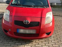 Rot Gebraucht 2007 Toyota Yaris Kleinwagen | 1.500 € (Fairer Preis)