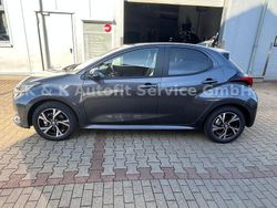 Grau Neu 2024 Toyota Yaris Hybrid Comfort Limousine | 25.500 € (Fairer Preis)