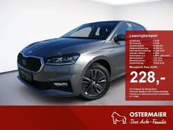 Grau Gebraucht 2024 Skoda Fabia Drive Limousine | 21.470 € (Guter Preis)
