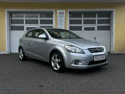 Silber Gebraucht 2010 Kia ProCeed Kleinwagen | 4.990 €