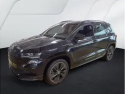 Schwarz Gebraucht 2025 Skoda Karoq SportLine SUV | 35.490 € (Fairer Preis)