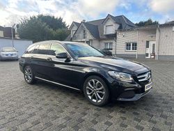 Schwarz met. Gebraucht 2018 Mercedes C200 Avantgarde Kombi | 16.950 € (Superpreis)