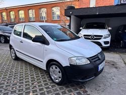 Weiß Gebraucht 2010 VW Fox Basis Kleinwagen | 2.490 € (Fairer Preis)