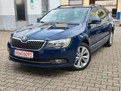 Blau Gebraucht 2014 Skoda Superb Elegance Kombi | 10.999 € (Superpreis)