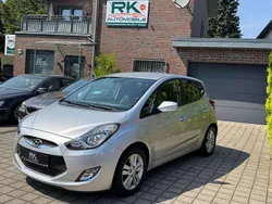 Silber Gebraucht 2013 Hyundai ix20 Style Van / Kleinbus | 7.999 € (Superpreis)
