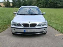 Silber Gebraucht 2003 BMW 318 Limousine | 5.900 € (Teuer)
