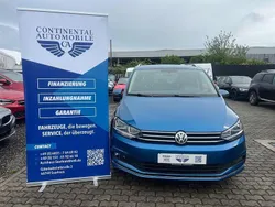 Caribbean blue metallic Gebraucht 2018 VW Touran Highline Van / Kleinbus | 12.999 € (Fairer Preis)