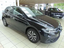 Deep black perleffekt Neu 2025 VW Polo Life Kleinwagen | 22.990 € (Fairer Preis)