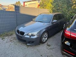 Spacegrau Gebraucht 2007 BMW 525 M Sport Kombi | 4.500 € (Superpreis)