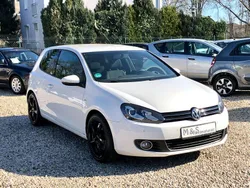 Weiß Gebraucht 2011 VW Golf VI Highline Limousine | 6.490 € (Etwas zu teuer)