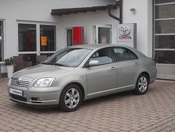 Silber metallic Gebraucht 2005 Toyota Avensis Limousine | 7.990 €