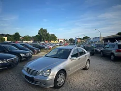 Silber Gebraucht 2005 Mercedes C200 Limousine | 2.399 € (Fairer Preis)
