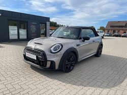 Grau Gebraucht 2022 Mini John Cooper Works Cabriolet Cabrio | 33.900 € (Etwas zu teuer)