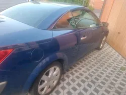 Blau Gebraucht 2004 Renault Mégane Cabriolet Dynamique Cabrio | 1.300 € (Superpreis)
