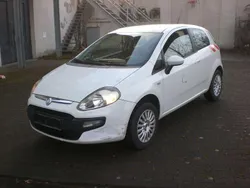 Weiß Gebraucht 2010 Fiat Punto Dynamic Kleinwagen | 2.900 € (Fairer Preis)