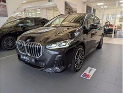 Saphirschwarz Gebraucht 2024 BMW 225 Active Tourer M Sport Van / Kleinbus | 38.890 € (Etwas zu teuer)