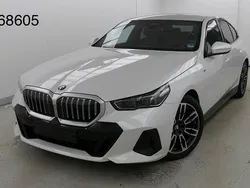 Mineralweiss Gebraucht 2024 BMW 520 M Sport Limousine | 49.950 € (Superpreis)