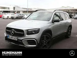 Metalliclack hightechsilber Gebraucht 2025 Mercedes GLB200 AMG SUV | 45.890 € (Etwas zu teuer)