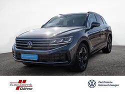 Grau / siliziumgrau (metallic) Gebraucht 2023 VW Touareg Edition SUV | 66.990 € (Guter Preis)
