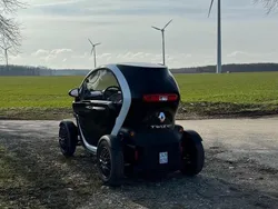 Schwarz Gebraucht 2016 Renault Twizy Kleinwagen | 4.500 € (Guter Preis)