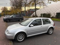 Silber Gebraucht 2001 VW Golf IV GTI Kleinwagen | 5.500 € (Etwas zu teuer)