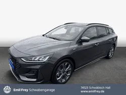 Magnetic Gebraucht 2023 Ford Focus ST-Line X Kombi | 21.270 € (Guter Preis)