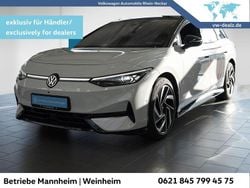 Gletscherweiß metallic Gebraucht 2025 VW ID.7 Pro Kombi | 45.299 €