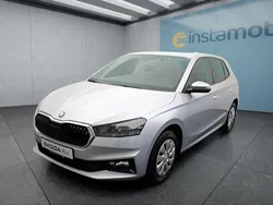 Silber Gebraucht 2024 Skoda Fabia Limousine | 19.149 € (Guter Preis)