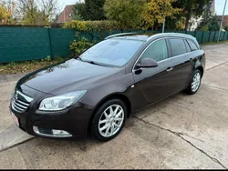 Braun Gebraucht 2012 Opel Insignia Sport Kombi | 5.999 € (Guter Preis)