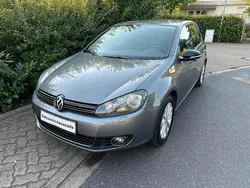 Grau Gebraucht 2012 VW Golf VI Style Limousine | 5.950 € (Fairer Preis)