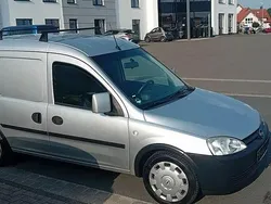 Silber Gebraucht 2007 Opel Combo Van / Kleinbus | 3.900 € (Etwas zu teuer)