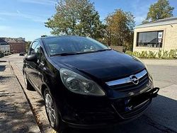Schwarz Gebraucht 2008 Opel Corsa Kleinwagen | 1.650 € (Fairer Preis)