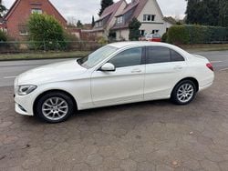 Weiß Gebraucht 2014 Mercedes C180 Limousine | 11.700 € (Guter Preis)