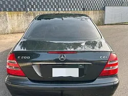 Schwarz Gebraucht 2003 Mercedes E200 Limousine | 3.580 € (Fairer Preis)