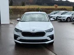 Moonweiss perleffekt Gebraucht 2025 Skoda Scala Tour Kleinwagen | 25.990 € (Fairer Preis)