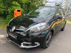 Sternenschwarz Gebraucht 2013 Renault Scénic III Bose Edition Van / Kleinbus | 7.400 € (Fairer Preis)