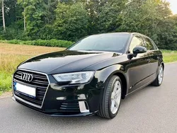 Schwarz Gebraucht 2017 Audi A3 Sportback Ambiente Limousine | 11.990 € (Superpreis)
