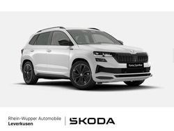 Moonweiß perleffekt Neu 2025 Skoda Karoq SportLine SUV | 44.980 €