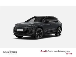Grau Gebraucht 2025 Audi Q6 e-tron Performance SUV | 72.480 € (Fairer Preis)