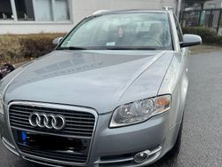 Silber Gebraucht 2005 Audi A4 Kombi | 5.000 € (Teuer)