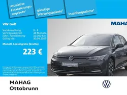 Delfingrau metallic Gebraucht 2024 VW Golf VIII Move Limousine | 22.599 € (Guter Preis)
