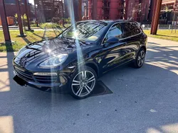 Schwarz Gebraucht 2010 Porsche Cayenne SUV | 19.500 € (Fairer Preis)