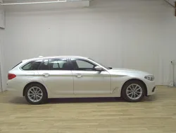 Weiss Gebraucht 2020 BMW 520 Performance Kombi | 20.980 € (Superpreis)