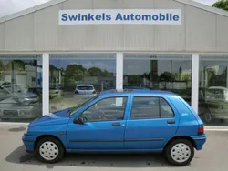 Blau Gebraucht 1993 Renault Clio Kleinwagen | 2.500 €