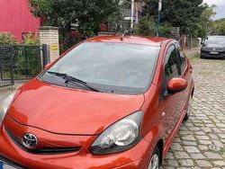 Orange Gebraucht 2012 Toyota Aygo Kleinwagen | 5.200 € (Fairer Preis)
