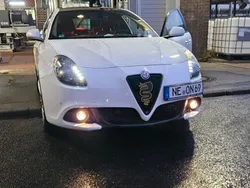 Weiß Gebraucht 2016 Alfa Romeo Giulietta Kleinwagen | 14.000 € (Fairer Preis)