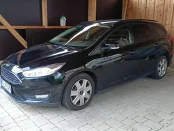 Schwarz Gebraucht 2016 Ford Focus Kombi | 7.300 € (Fairer Preis)